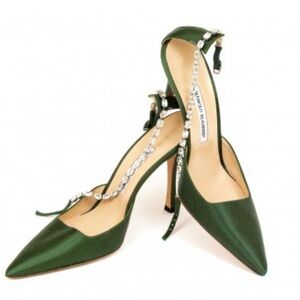 MANOLO BLAHNIK GREEN PEAU DE SOIE STILETTO HEELS